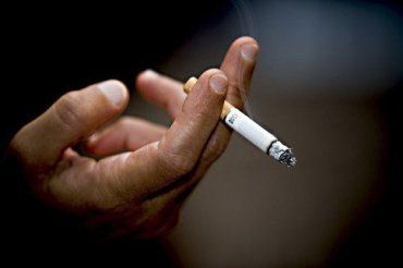 Курение - один из 4 рисков развития неинфекционных заболеваний