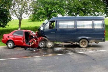 Водитель и один пассажир "Daewoo" от полученных травм погибли на месте происшествия
