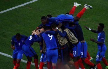 Франция уже вышла в плей-офф и сразится с Швейцарией за первое место в группе