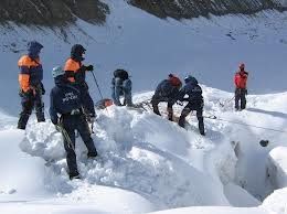 На поиски лыжников задействовали горные поисково-спасательные отделения г. Рахов