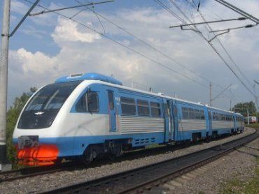 С Востока на Запад можно попасть без пересадок на поезде Донецк-Ворохта