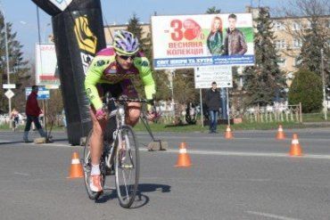 На ул. Минайской стартовал второй этап соревнований по велоспорту