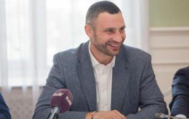 Мэр Киева появился на рабочем совещании с небритой щетиной