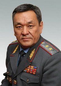 Полуживого экс-главу МВД Киргизии тайно вывезли в Казахстан