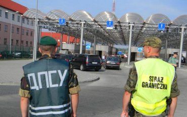 Українцям відмовляють у виїзді за кордон з досить різних причин