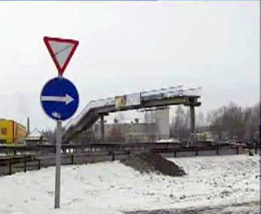 На трассе Киев-Одесса рухнул пешеходный мост