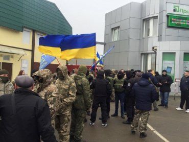 Ублюдки под украинским флагом творят беспредел в Одессе