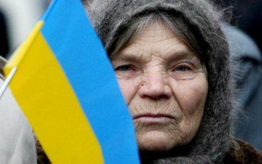 Населення України різко скорочується