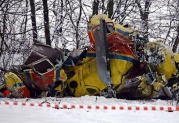 Вертолет Службы спасения разбился в Польше, два человека погибли