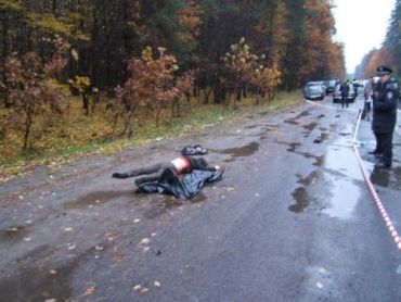 В Оболонском районе Киева автомобиль насмерть сбил мужчину
