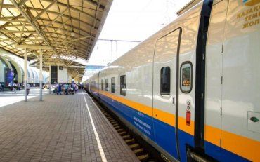 Испанская компания запустит новые поезда по популярному украинскому маршруту