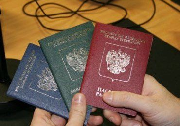 Чем больше паспортов у украинца, тем лучше...
