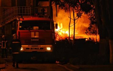 Пожежа в одеському таборі: рятувальники шукають загиблих дітей