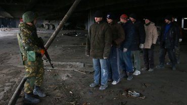 Киев ждет возвращения из плена еще около 400 военных