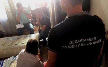 У Хмельницькій області чиновник обласної ради попався на хабарі