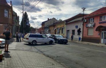 Авария произошла на перекрестке улиц Ивана Франко и Мира