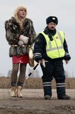 Киевские офицеры милиции снимали с проституток деньги