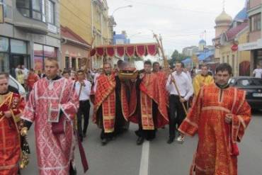 Греко-католики Ужгорода празднуют 13-ю годовщину перенесения мощей Теодора Ромжи