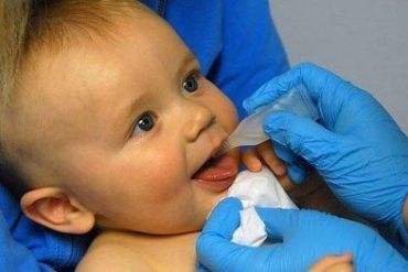 від поліомієліту врятує тільки вакцинація