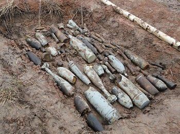 На Закарпатье в горах нашли полтысячи боеприпасов