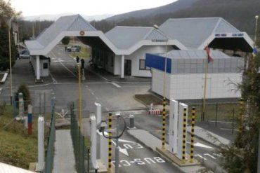 Словакия закрыла 2 из 5 пограничных переходов на словацко-украинской границе