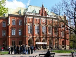 Найбільший і найстаріший ВУЗ Польщі - Ягеллонський університет у Кракові.