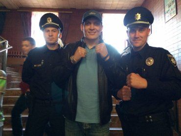В Ужгороде Александр Усик открыл Чемпионат боксу среди юношей
