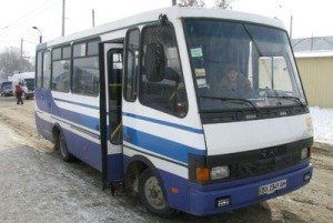 В Ужгороде рэкетнули водителя автобуса на барсетку с наличкой