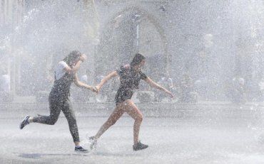 Спекотна погода в Україні протримається до 10 серпня